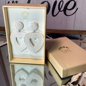 🎁 3 For $15. BNIB C&C California Hand Beaded White Heart Earrings